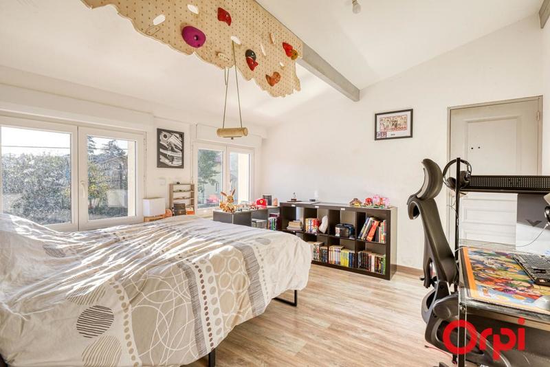 Maison - 110 m² - 5 pièces