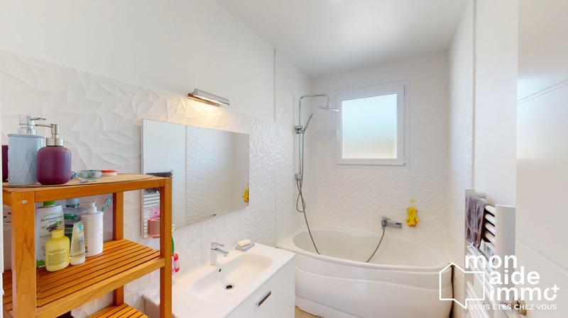 Maison contemporaine - 174 m² - 6 pièces