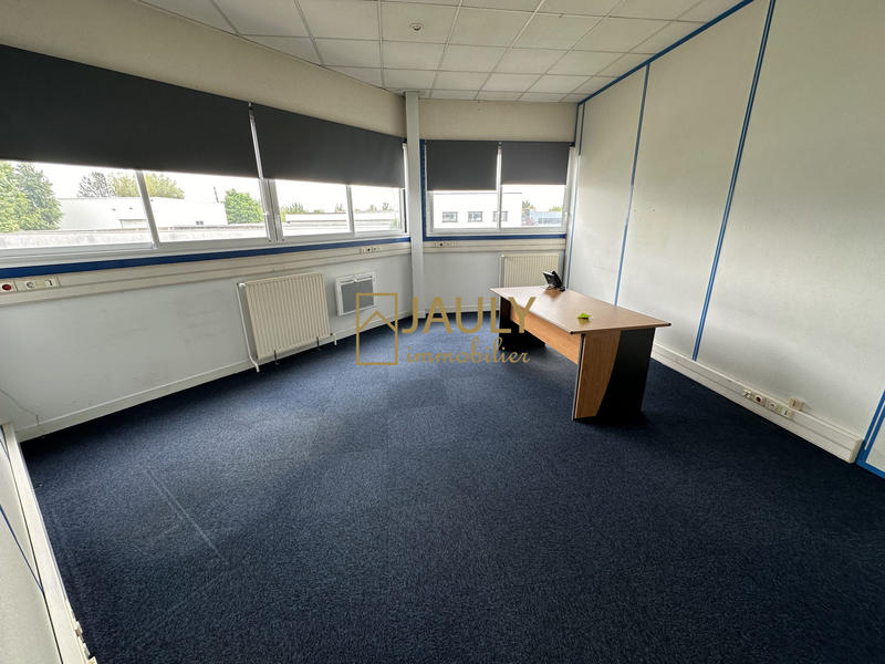 Bureau - 160 m² - 4 pièces