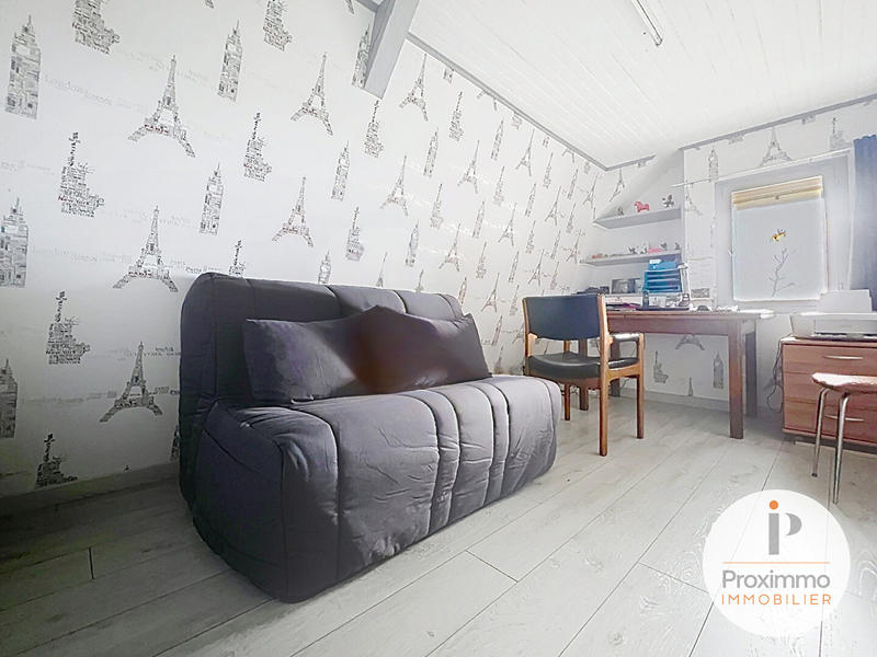 Maison - 238 m² - 6 pièces