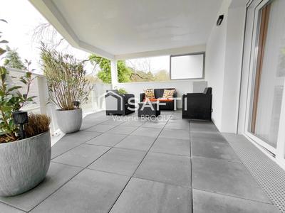 Appartement - 90 m² - 4 pièces