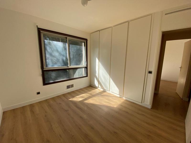 Maison - 315 m² - 10 pièces