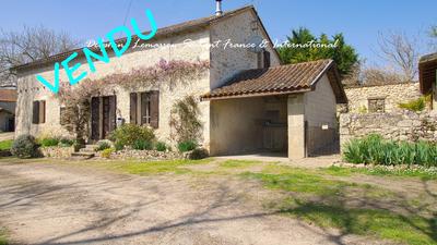 Maison - 180 m² - 6 pièces