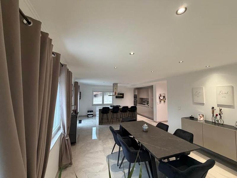 Villa - 145 m² - 5 pièces