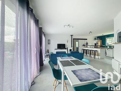 Maison - 94 m² - 5 pièces