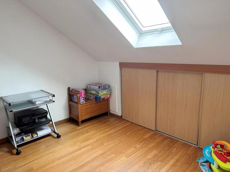 Maison - 88 m² - 5 pièces