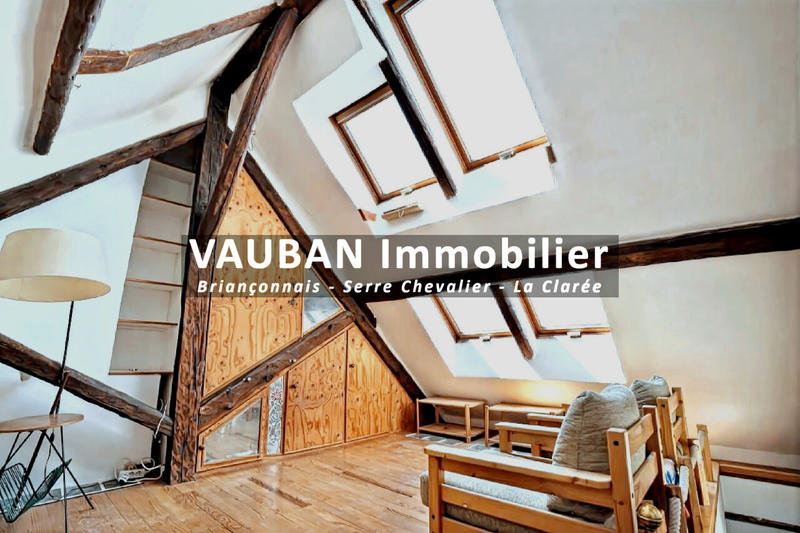 Maison - 99 m² - 5 pièces