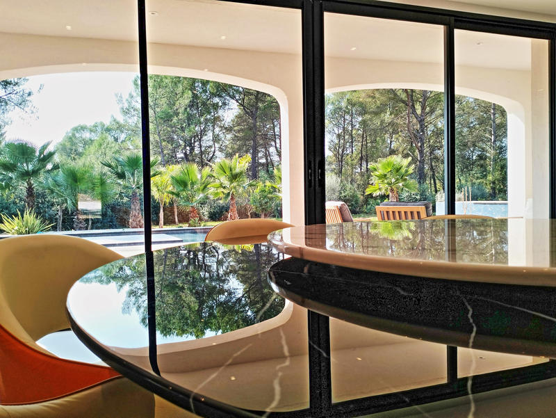 Villa - 350 m² - 9 pièces