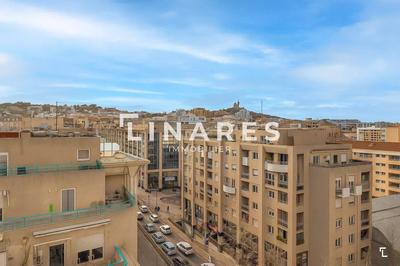 Appartement - 87 m² - 4 pièces