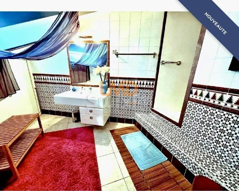 Maison d'architecte - 405 m² - 8 pièces