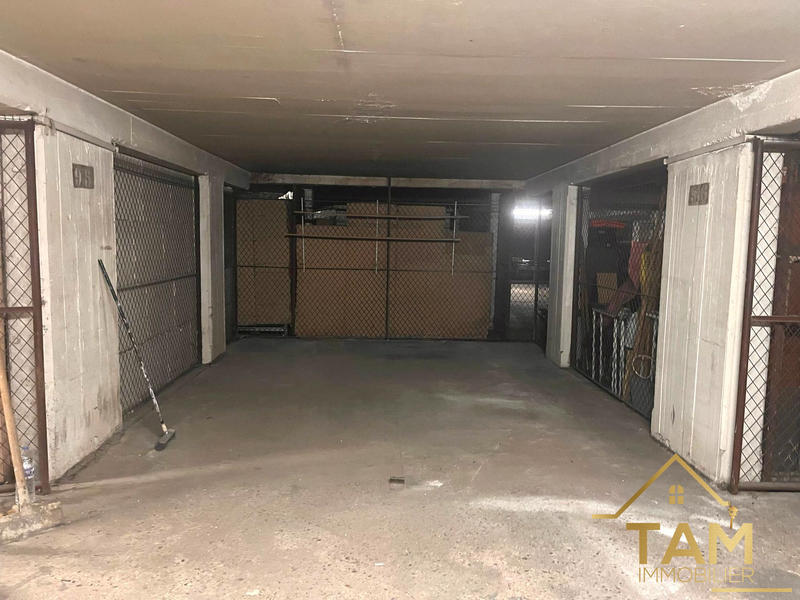 Parking / Garage - 19 m²