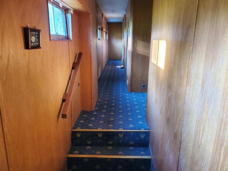 Péniche - 172 m² - 7 pièces