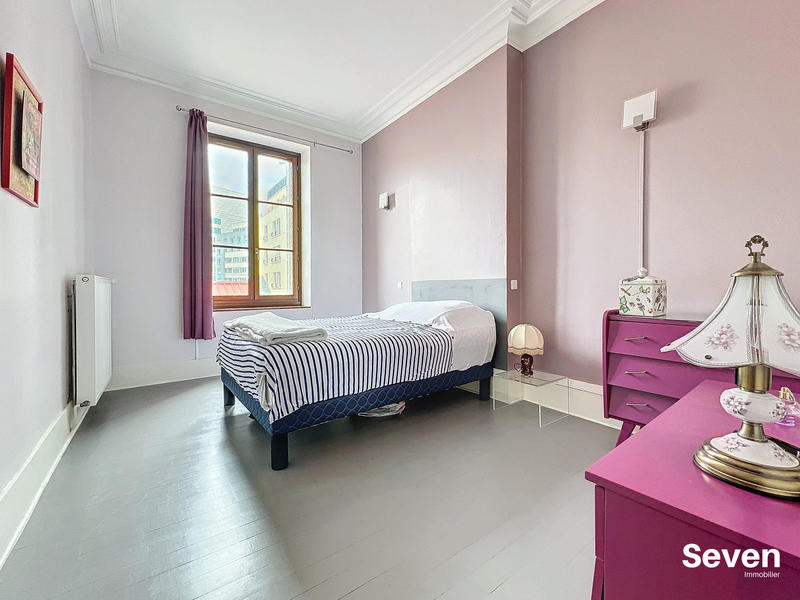 Appartement - 110 m² - 3 pièces