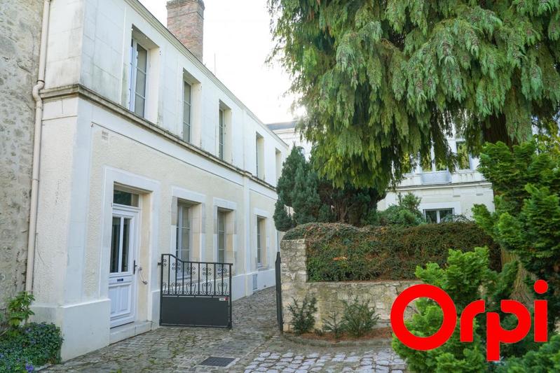 Maison - 340 m² - 7 pièces