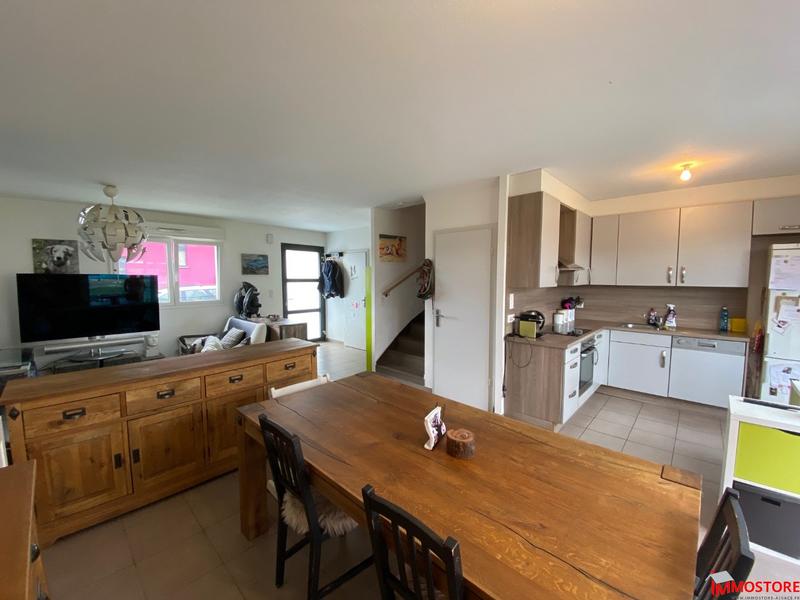 Maison - 98 m² - 5 pièces