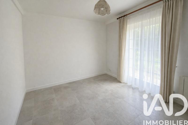 Maison de maîtres - 200 m² - 11 pièces