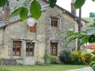 Maison - 98 m² - 4 pièces