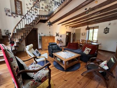 Maison de village - 166 m² - 7 pièces