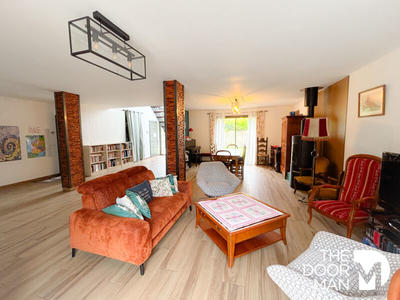 Maison - 197 m² - 7 pièces