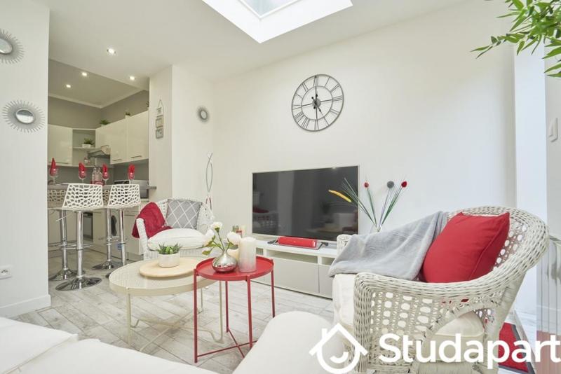 Chambre - 12 m² - 1 pièce