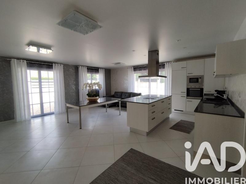 Maison - 162 m² - 6 pièces