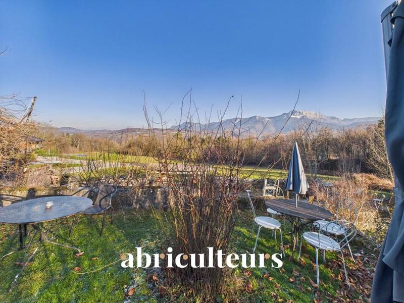 Propriété - 433 m² - 16 pièces