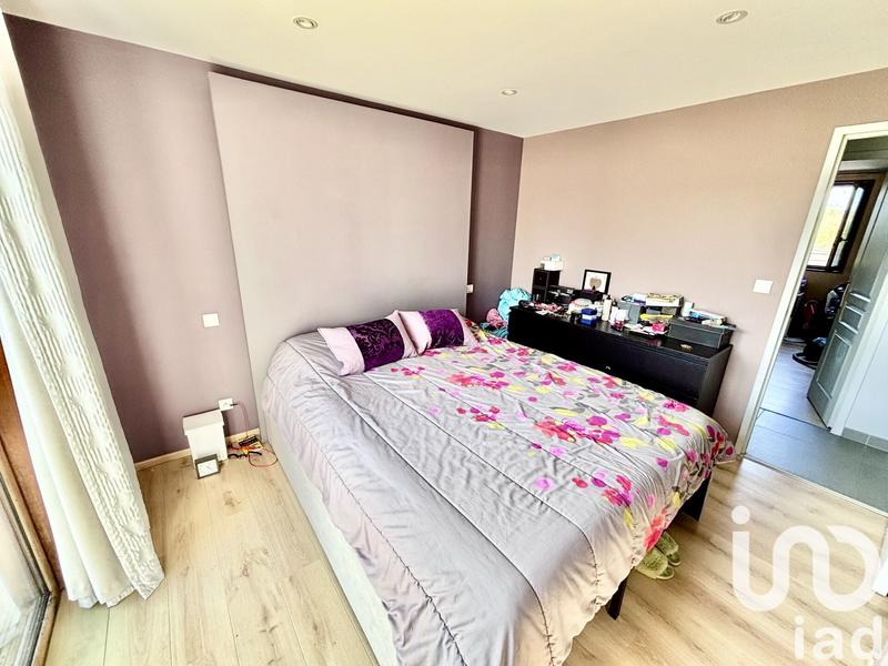 Maison - 143 m² - 8 pièces