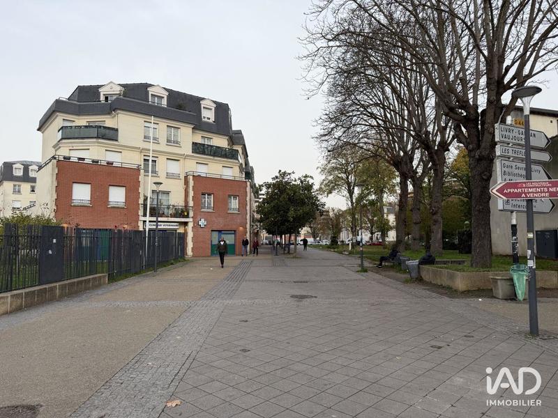 Local commercial - 120 m²