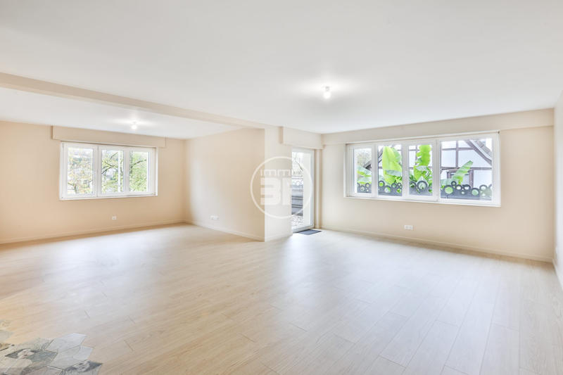 Maison - 179 m² - 6 pièces