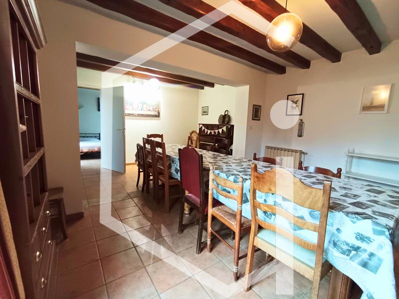 Maison - 155 m² - 9 pièces