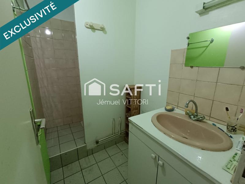 Maison - 278 m² - 10 pièces