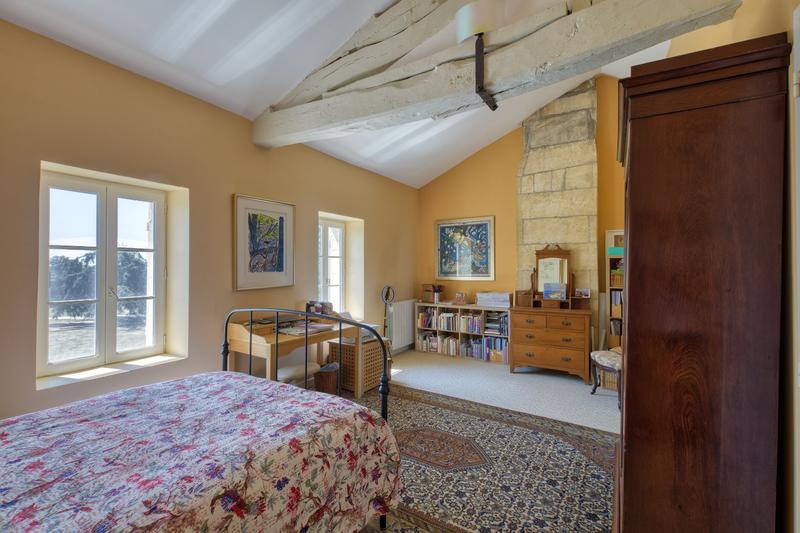 Maison - 301 m² - 7 pièces