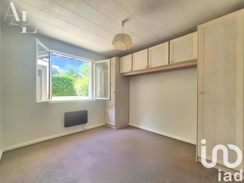 Maison - 197 m² - 8 pièces