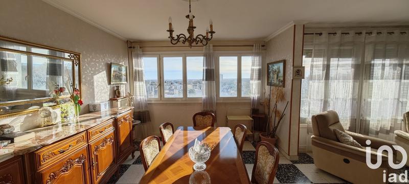 Appartement - 93 m² - 4 pièces