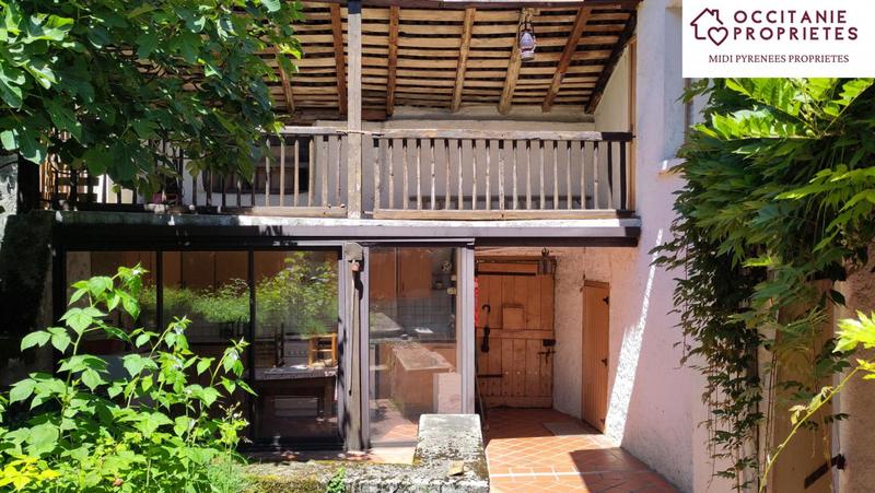 Maison - 200 m² - 7 pièces