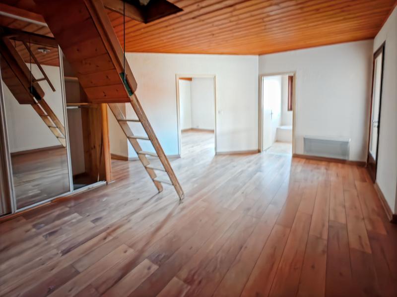 Maison - 186 m² - 7 pièces