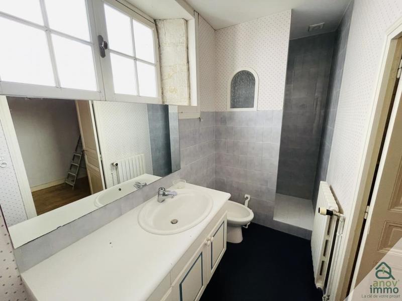 Maison - 227 m² - 7 pièces