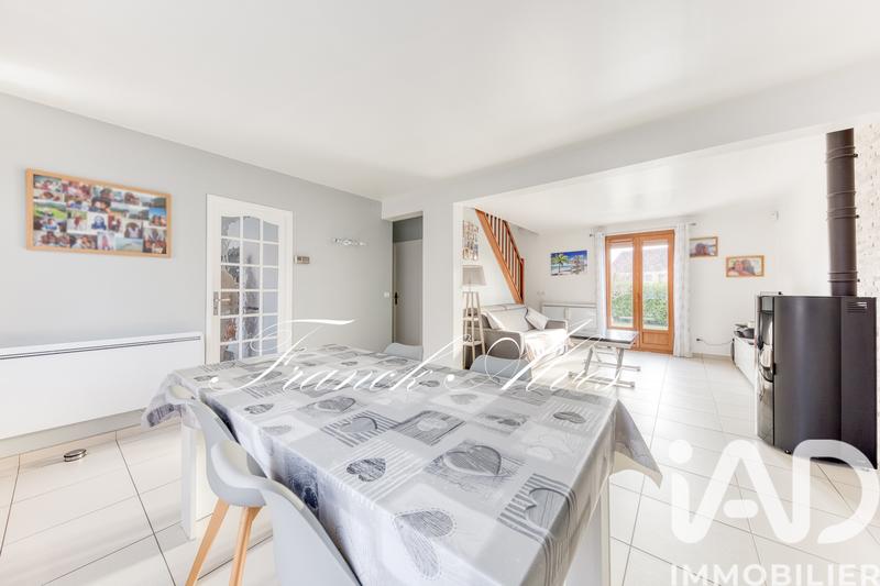 Maison - 105 m² - 5 pièces