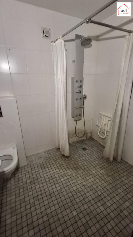 Ferme - 242 m² - 8 pièces