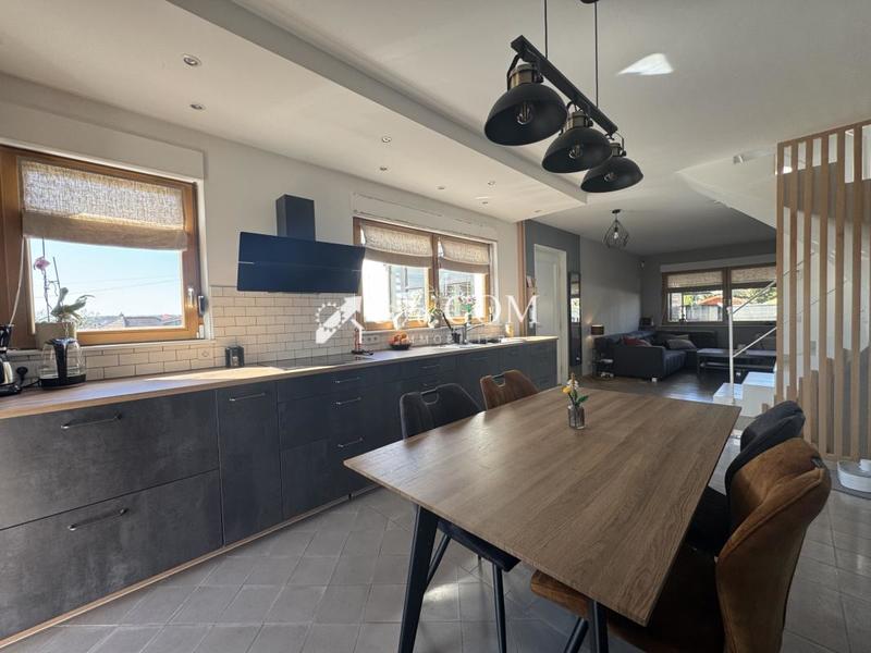 Maison - 134 m² - 5 pièces