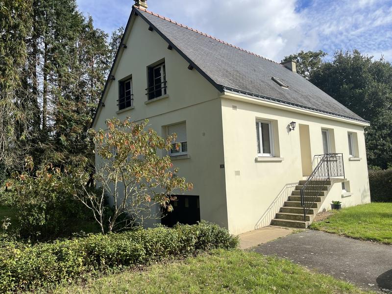 Maison - 103 m² - 7 pièces