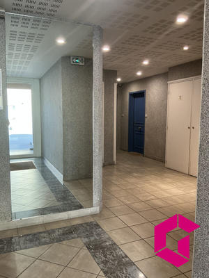 Appartement - 83 m² - 4 pièces