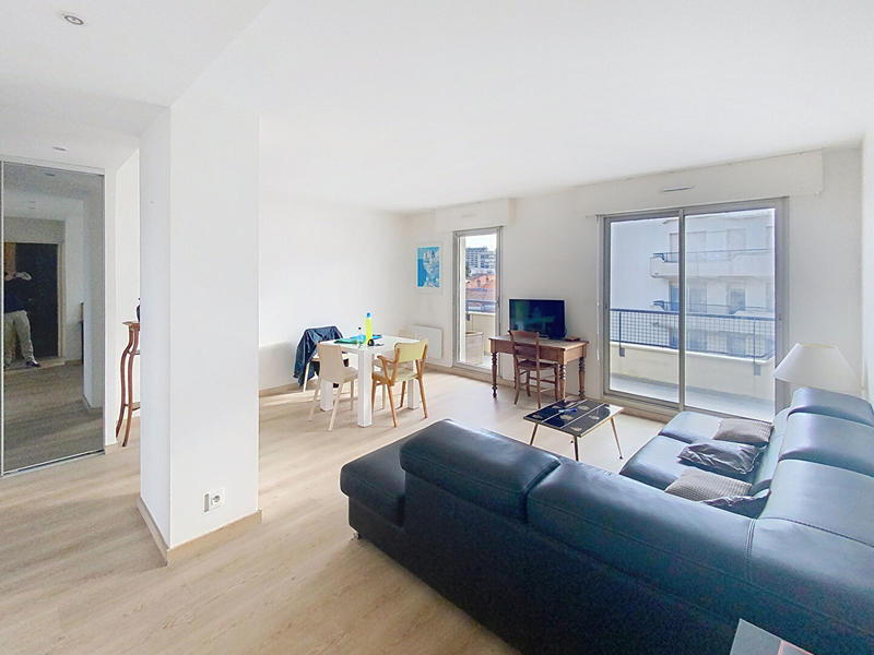 Appartement - 83 m² - 4 pièces