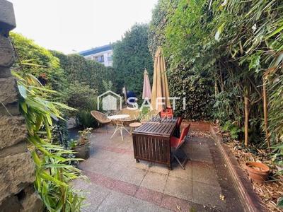 Maison - 166 m² - 6 pièces