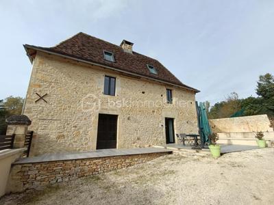 Maison en pierre - 211 m² - 6 pièces