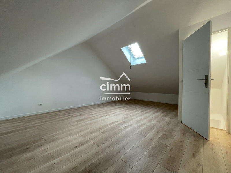 Maison - 83 m² - 5 pièces