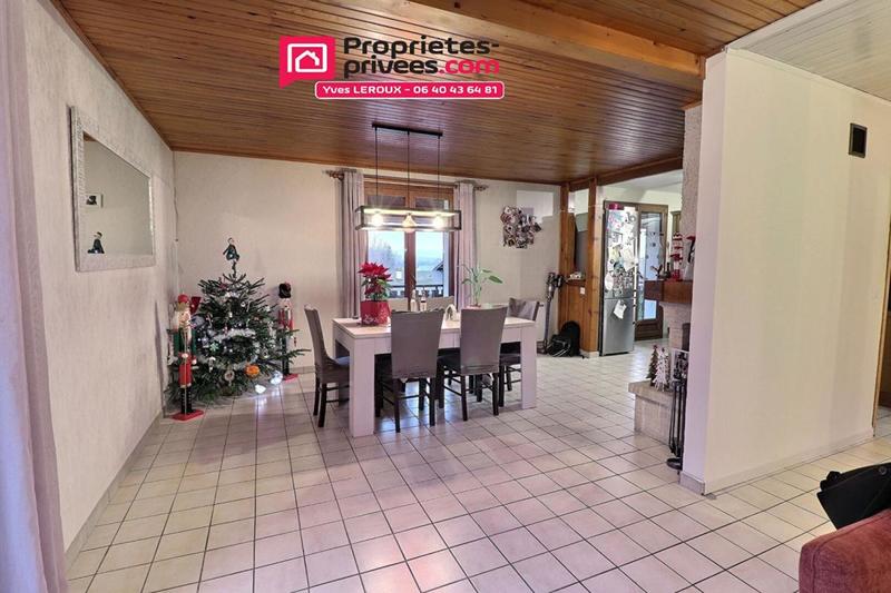 Maison - 122 m² - 5 pièces