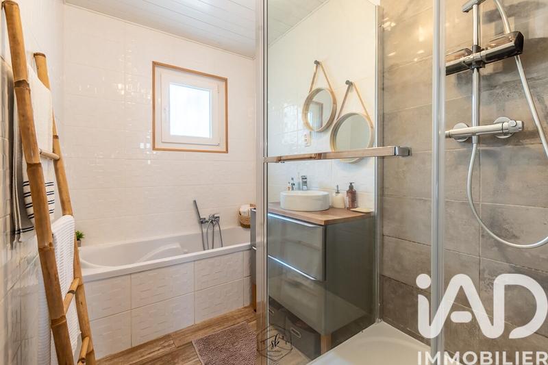 Maison - 100 m² - 5 pièces