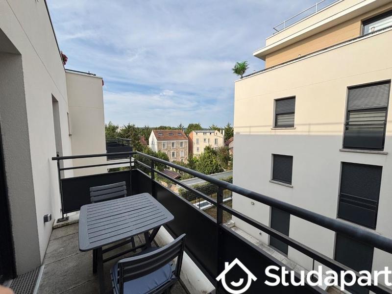 Chambre - 14 m² - 1 pièce