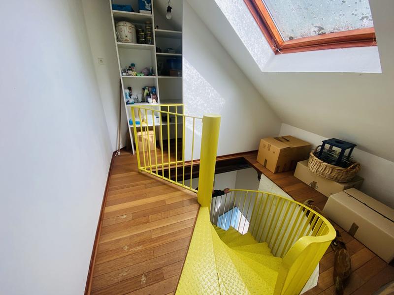 Local d'activités - 187 m²